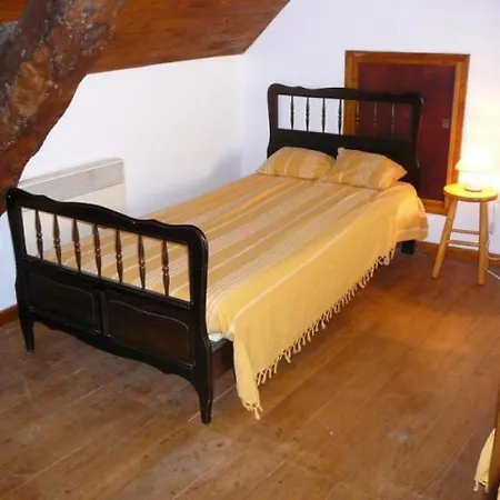 Dom wakacyjny House La Grange Varaire