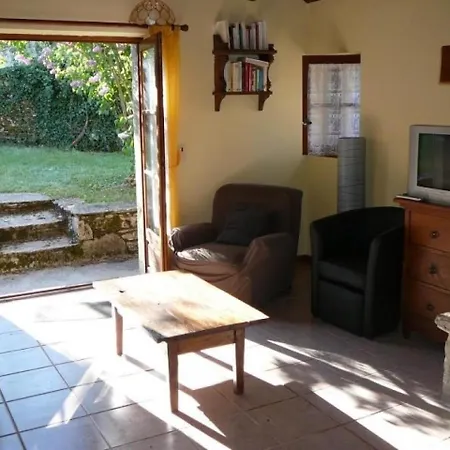 Dom wakacyjny House La Grange Varaire